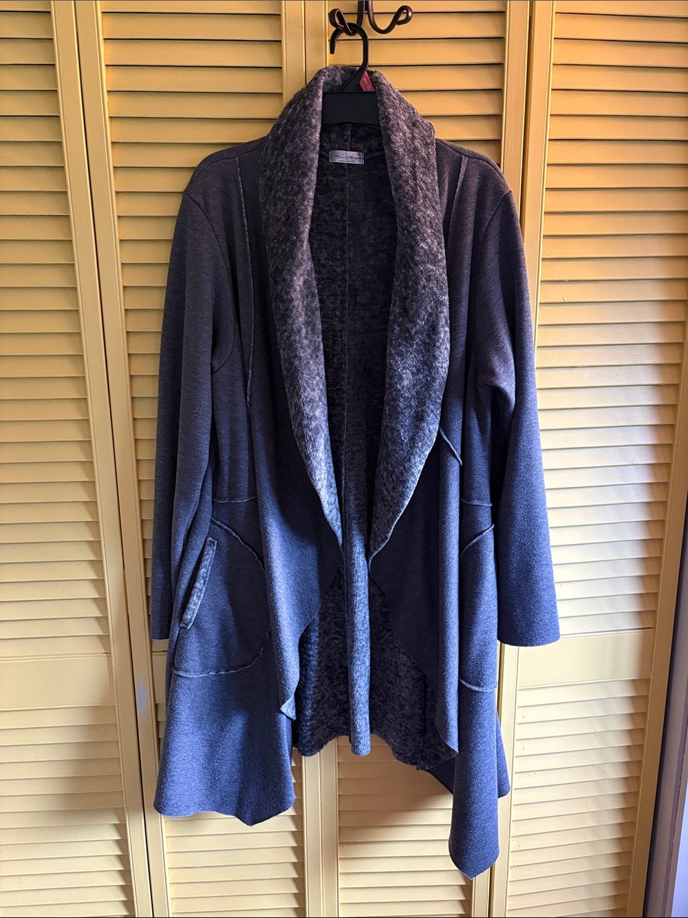 Vine Street Apparel Charcoal Gray Open-Front Draped Cardigan